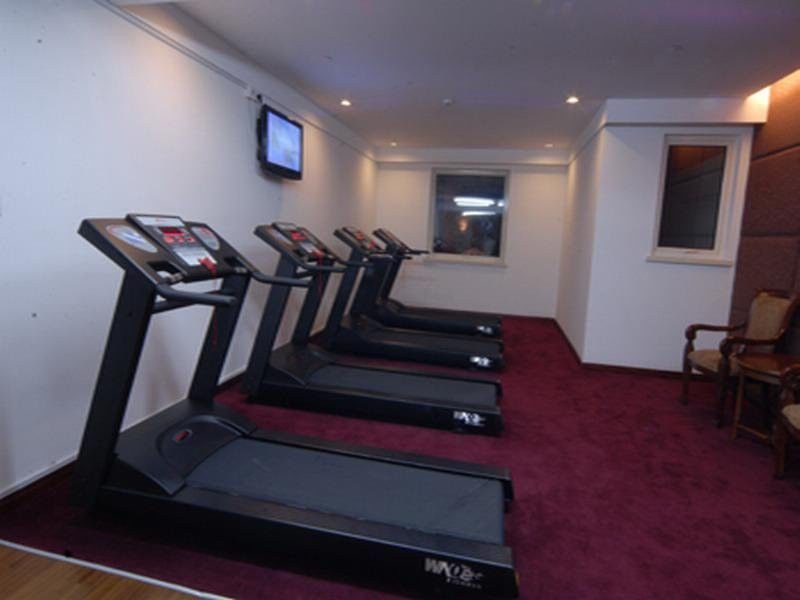 Hotel Grand Madison Jinqiao 5*