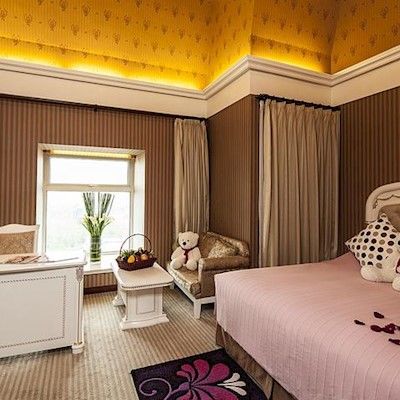 Hotel Grand Madison Jinqiao 5*