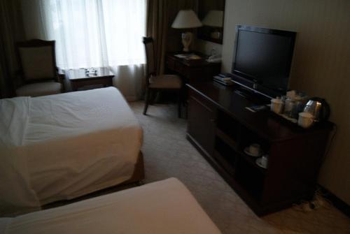 Hotel Grand Madison Jinqiao 5*
